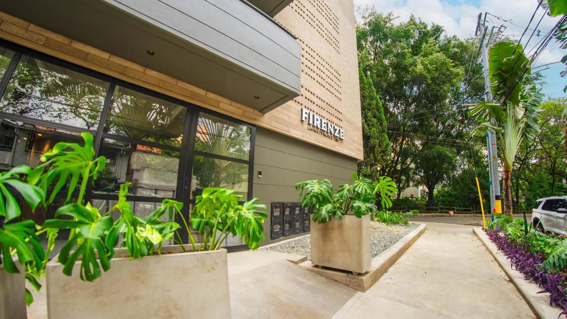 Firenze Lofts Ξενοδοχείο Μεντεγίν 4*,
