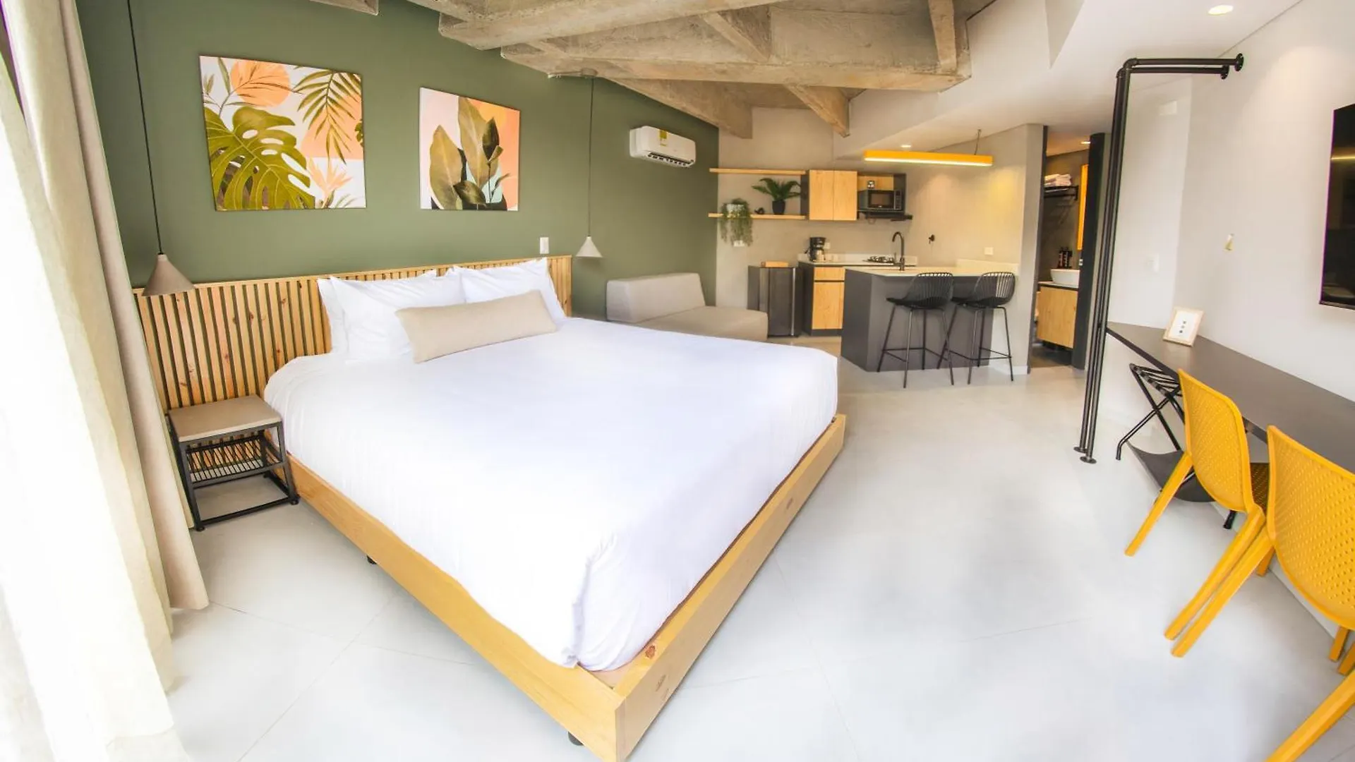 Firenze Lofts Hotel Medellin 4*,  Colombia