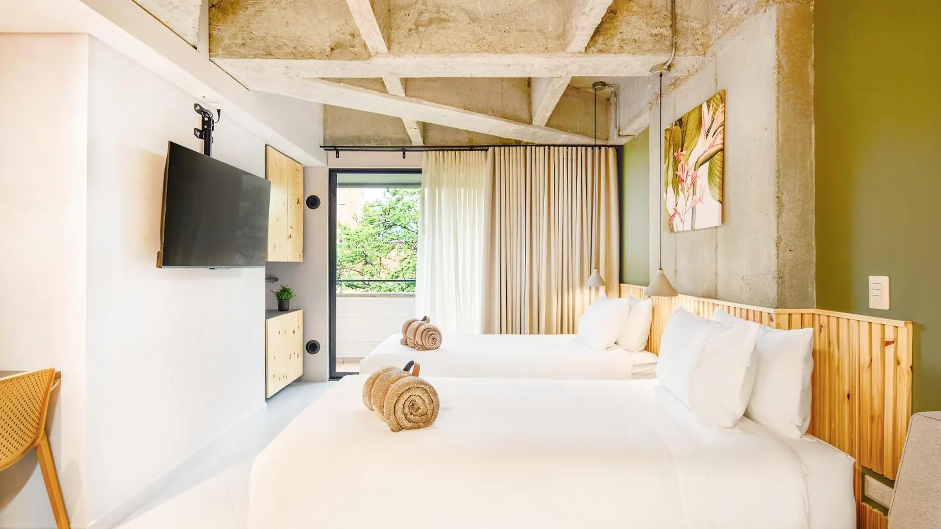 Firenze Lofts Ξενοδοχείο Μεντεγίν