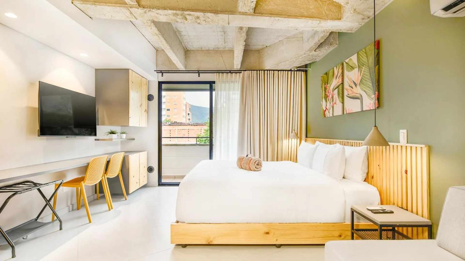 ****  Hotel Firenze Lofts Medellín Colombia